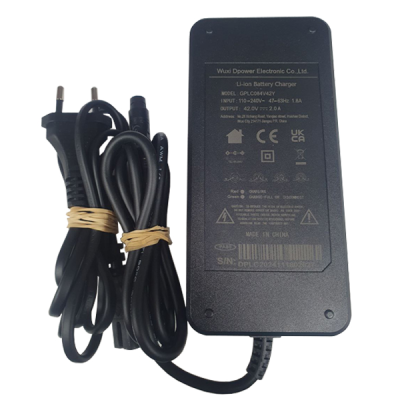 CARGADOR GPLC084V42Y WUXI PARA BATERÍA BICICLETA ELECTRÓNICA