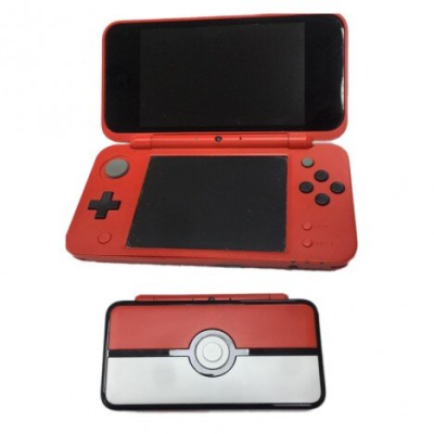 NINTENDO NEW 2DS XL POKÉMON POKEBALL
