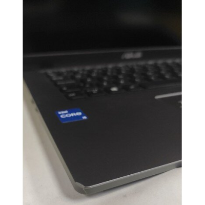PORTÁTIL ASUS F415EA-EK1005W 14", Intel Core i5-1135G7, DDR IV 8GB, 512GB SSD EXPOSICIÓN