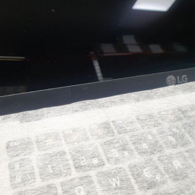 PORTÁTIL LG GRAM 14Z90N INTEL CORE i5-1035G7 / 16GB RAM / 256GB SSD / 14" / GRIS